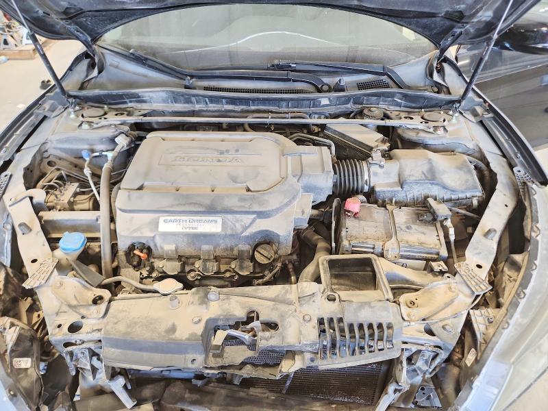 2015 Honda Accord მანქანა იყიდება აუქციონზე, vin: 1HGCR3F89FA033553, აუქციონის ნომერი: 50151476