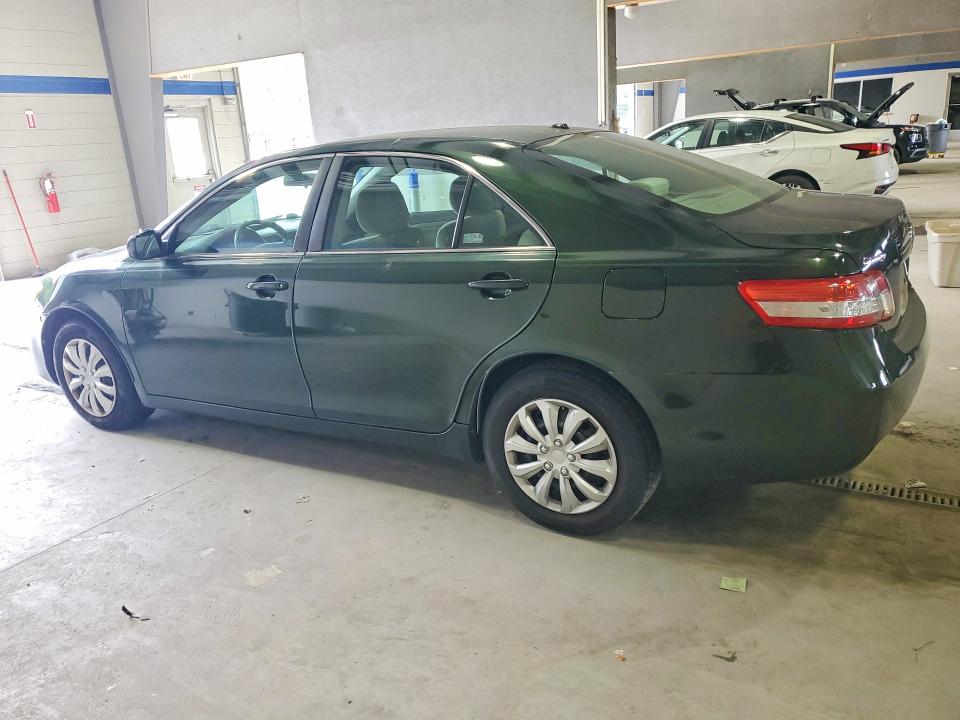 51929746 :رقم المزاد ، 4T1BF3EK1AU535119 vin ، 2010 Toyota Camry مزاد بيع
