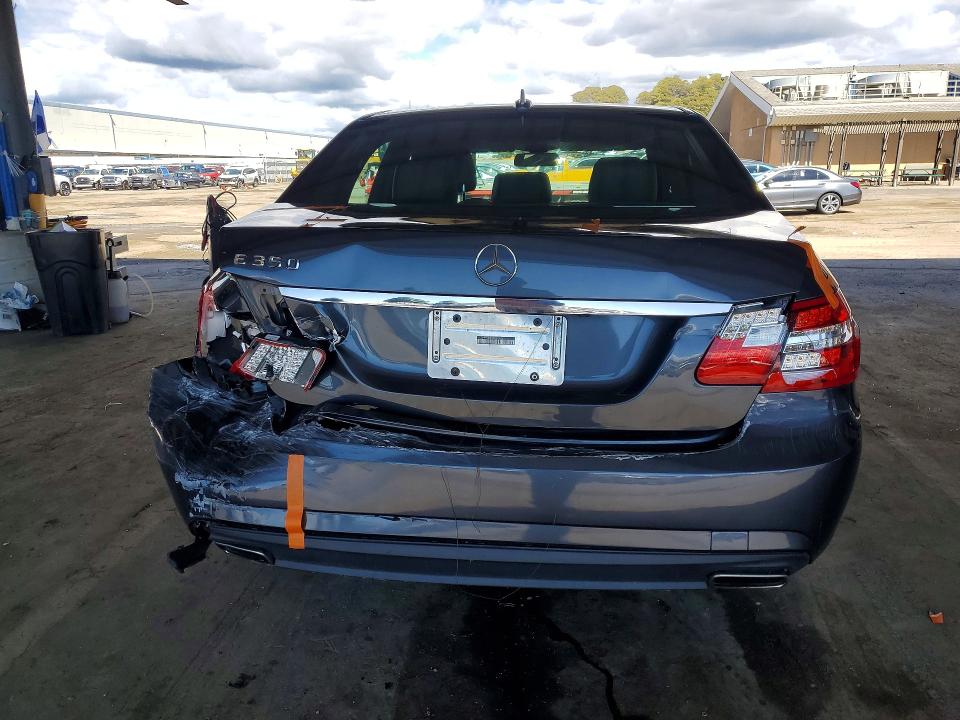 Продаж на аукціоні авто 2010 Mercedes-benz E, vin: WDDHF5GB8AA060986, номер лоту: 49779056