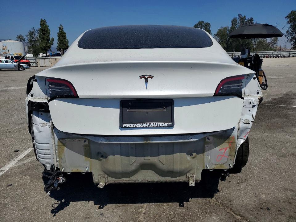 79960705 :رقم المزاد ، 5YJ3E1EA2NF322203 vin ، 2022 Tesla Model 3 مزاد بيع