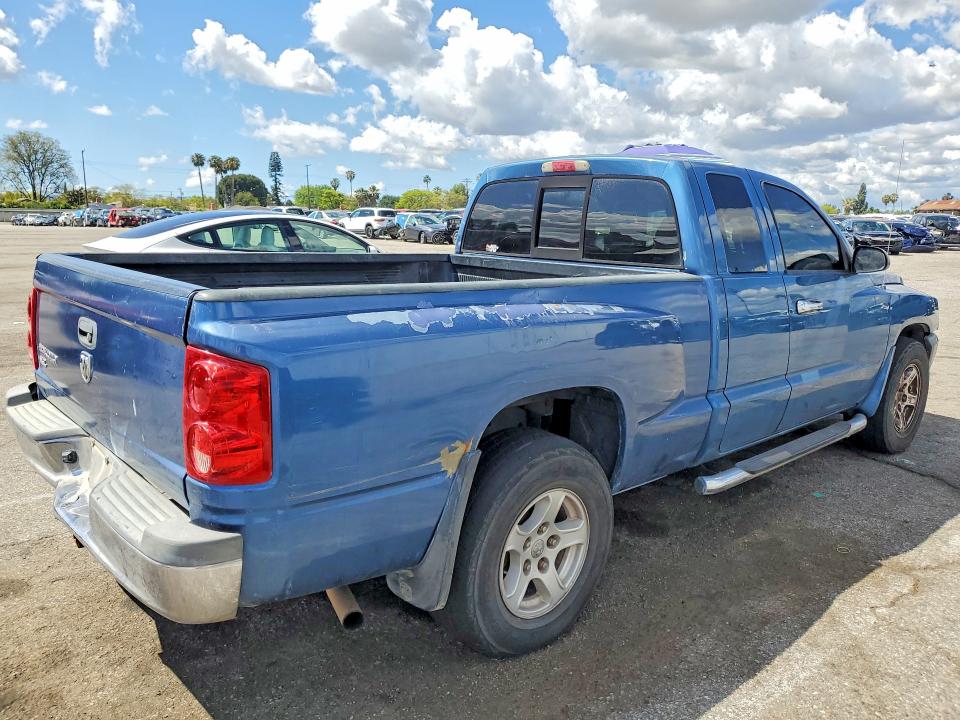 49808496 :رقم المزاد ، 1D7HE42K55S157440 vin ، 2005 Dodge Dakota مزاد بيع