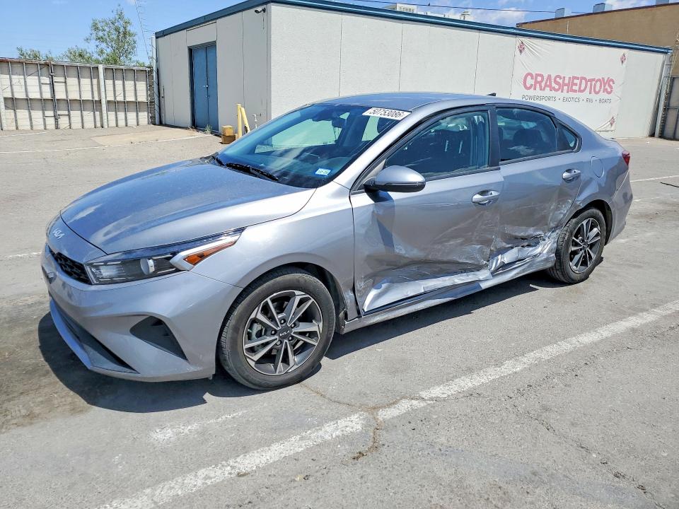 50753086 :رقم المزاد ، 3KPF24AD5RE837604 vin ، 2024 Kia Forte مزاد بيع
