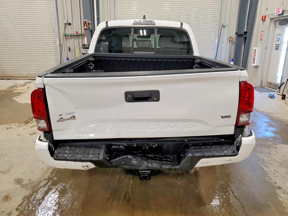 50514526 :رقم المزاد ، 3TMCZ5AN1NM472562 vin ، 2022 Toyota Tacoma مزاد بيع