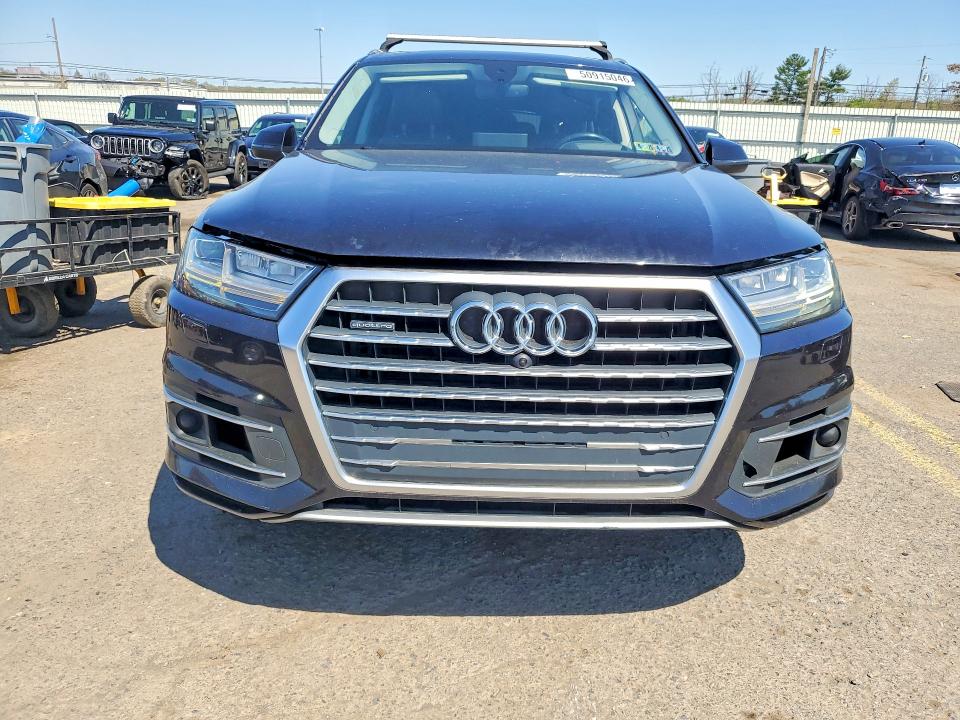 50915046 :رقم المزاد ، WA1VAAF77JD026175 vin ، 2018 Audi Q7 مزاد بيع