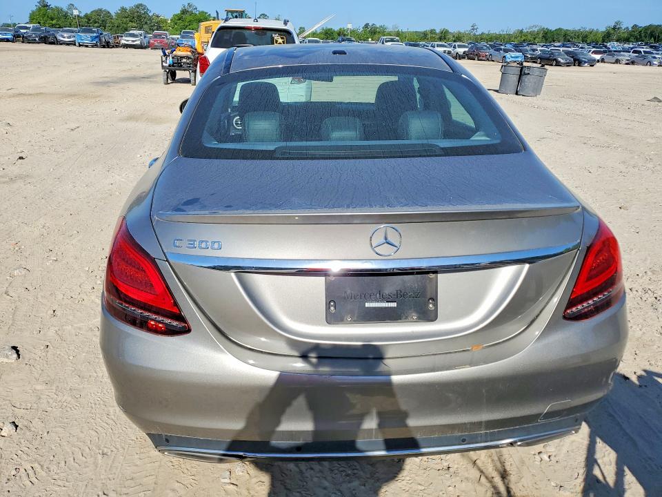 50052556 :رقم المزاد ، 55SWF8DB2LU323778 vin ، 2020 Mercedes-benz C مزاد بيع