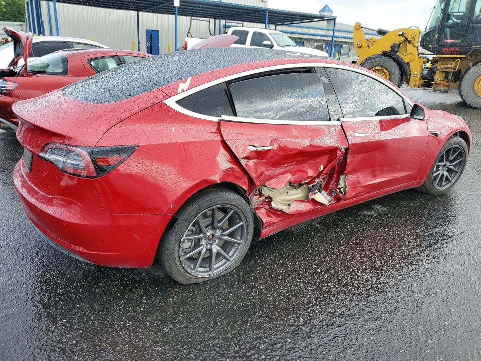 Продажа на аукционе авто 2019 Tesla Model 3, vin: 5YJ3E1EA1KF464022, номер лота: 50447246