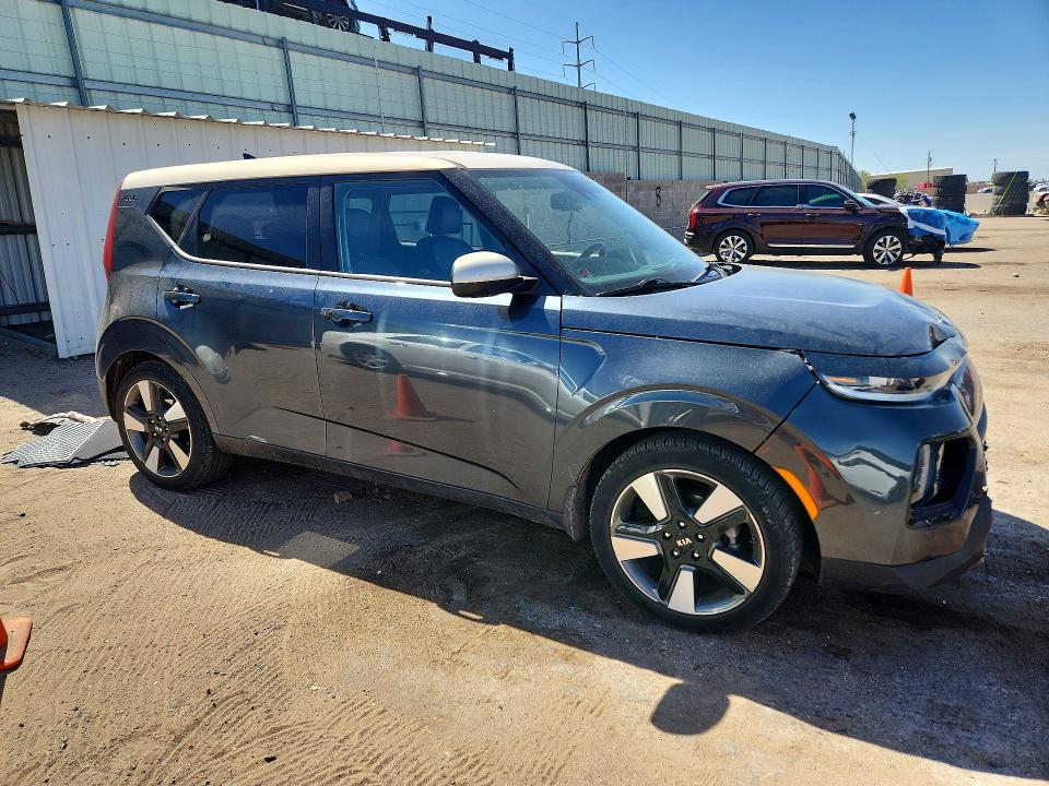 50512976 :رقم المزاد ، KNDJ33AU0L7091460 vin ، 2020 Kia Soul مزاد بيع