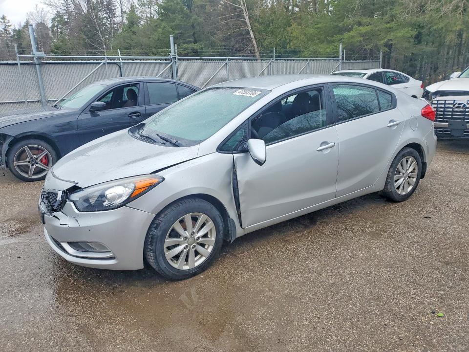 2016 Kia Forte მანქანა იყიდება აუქციონზე, vin: KNAFX4A63G5452745, აუქციონის ნომერი: 47593106