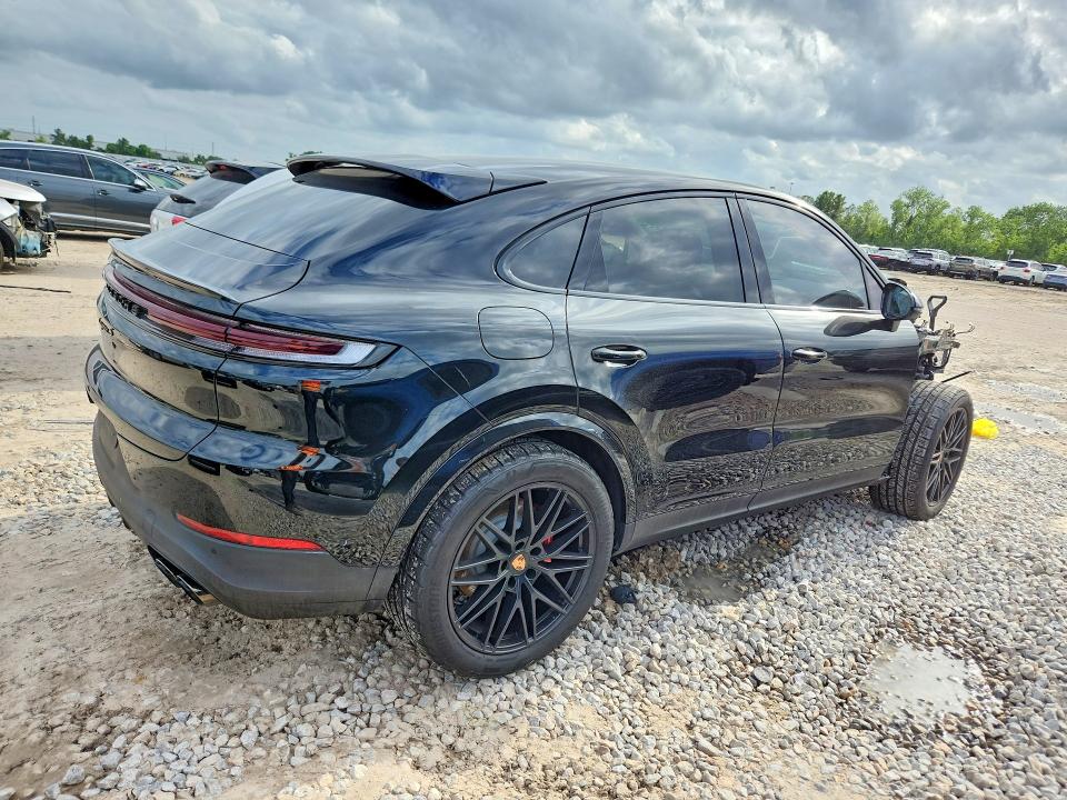 49670706 :رقم المزاد ، WP1BL2AY1TDA50711 vin ، 2026 Porsche Cayenne مزاد بيع