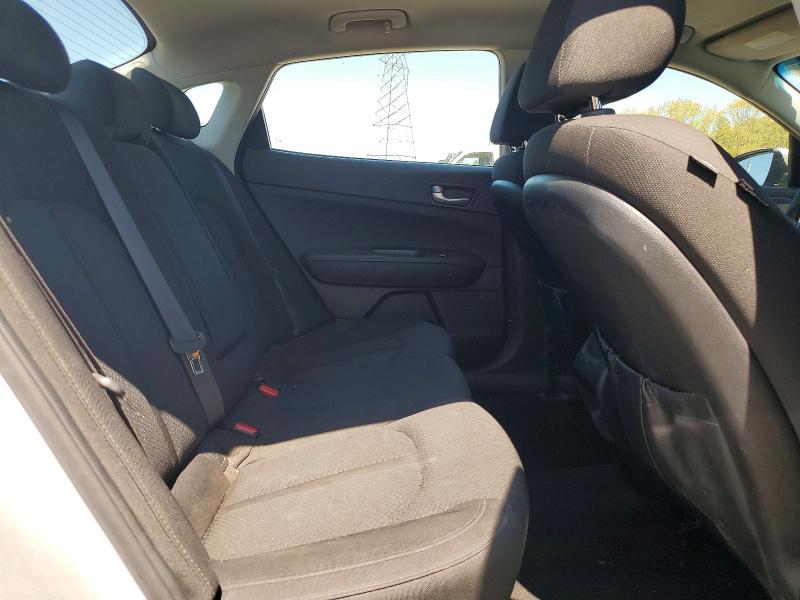 Auction sale of the 2018 Kia Optima, vin: 5XXGT4L33JG268592, lot number: 51423666