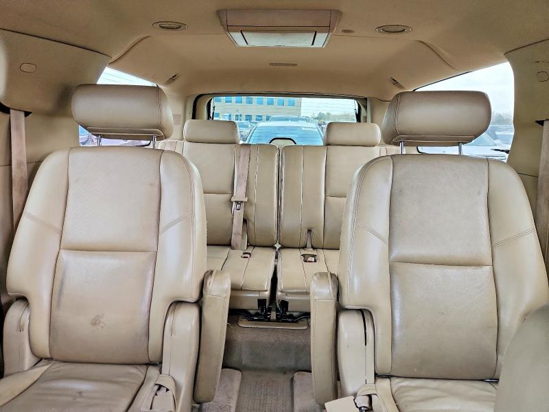 49312816 :رقم المزاد ، 1GNUKKE39AR147237 vin ، 2010 Chevrolet Suburban مزاد بيع