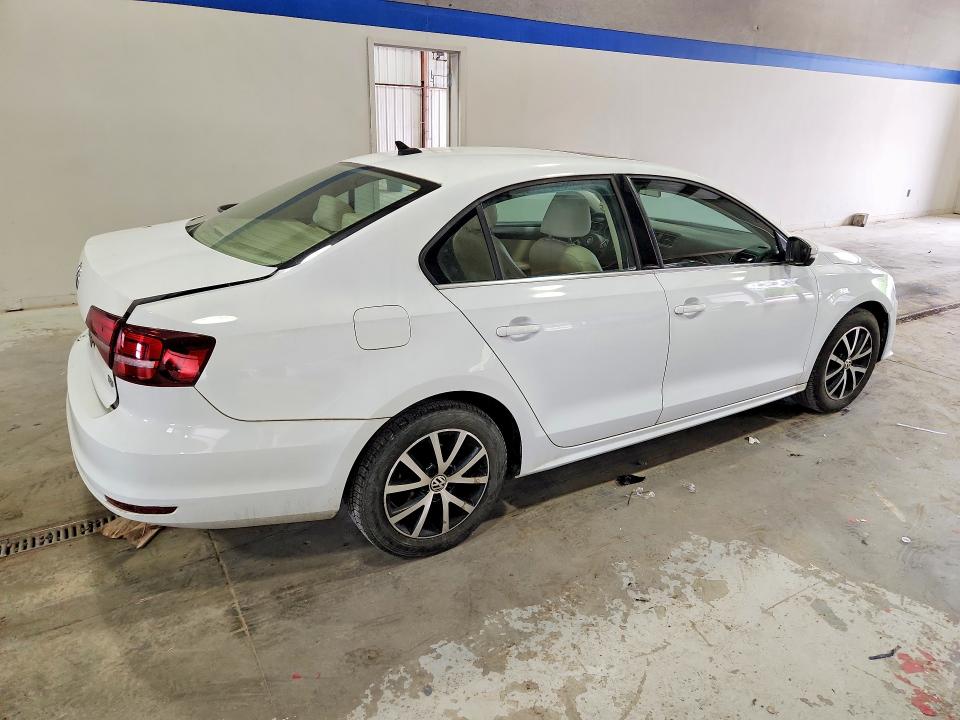 51641686 :رقم المزاد ، 3VWB67AJ6HM263512 vin ، 2017 Volkswagen Jetta مزاد بيع