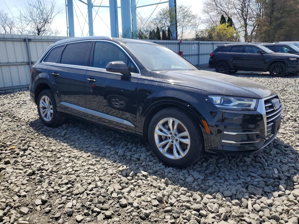 2018 Audi Q7 მანქანა იყიდება აუქციონზე, vin: WA1LAAF70JD006194, აუქციონის ნომერი: 49560056