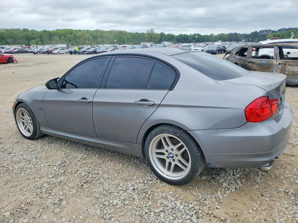 49102656 :رقم المزاد ، WBAPH7C52BE675813 vin ، 2011 Bmw 328 مزاد بيع