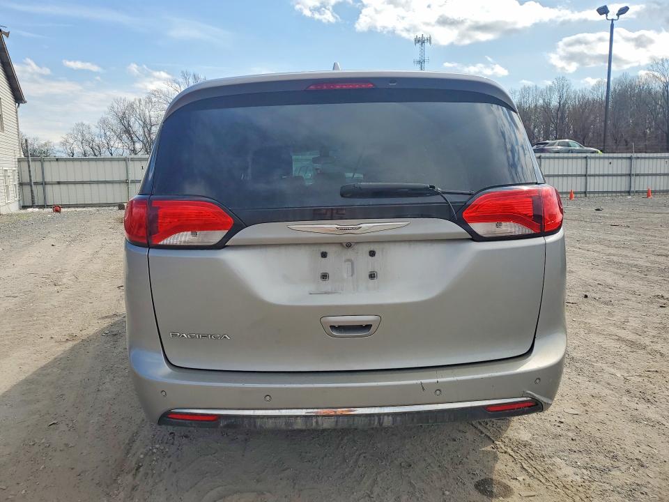 Продажа на аукционе авто 2017 Chrysler Pacifica, vin: 2C4RC1EGXHR585181, номер лота: 48112216