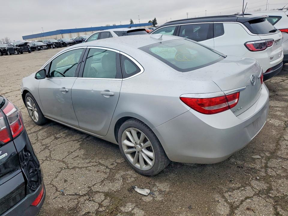 49024576 :رقم المزاد ، 1G4PP5SK5F4108004 vin ، 2015 Buick Verano مزاد بيع