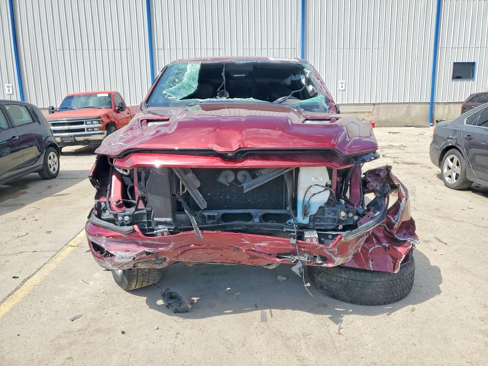 49789526 :رقم المزاد ، 1C6SRFLT2KN648105 vin ، 2019 Ram 1500 مزاد بيع