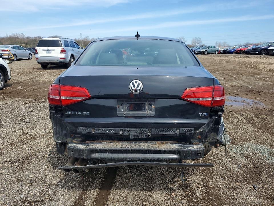 2015 Volkswagen Jetta მანქანა იყიდება აუქციონზე, vin: 3VWLA7AJ1FM255589, აუქციონის ნომერი: 49493326