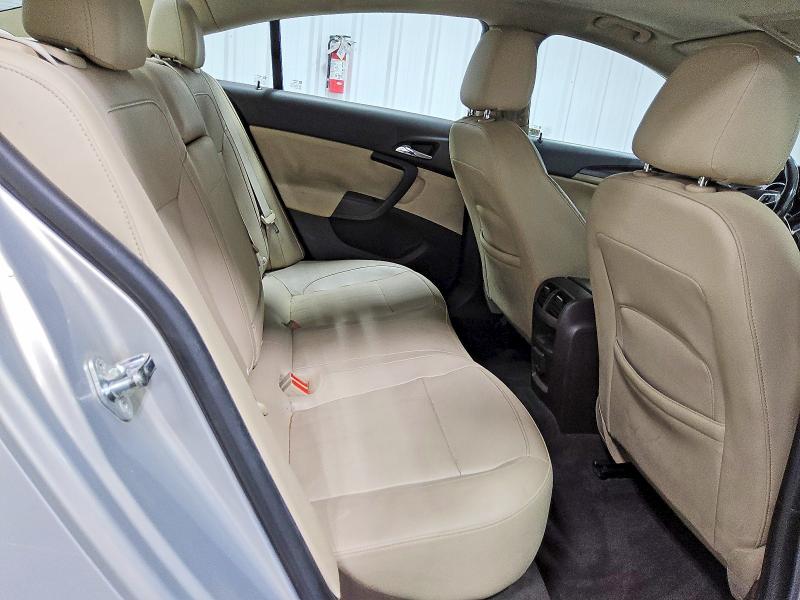 48700286 :رقم المزاد ، W04GV5EV6B1103268 vin ، 2011 Buick Regal مزاد بيع