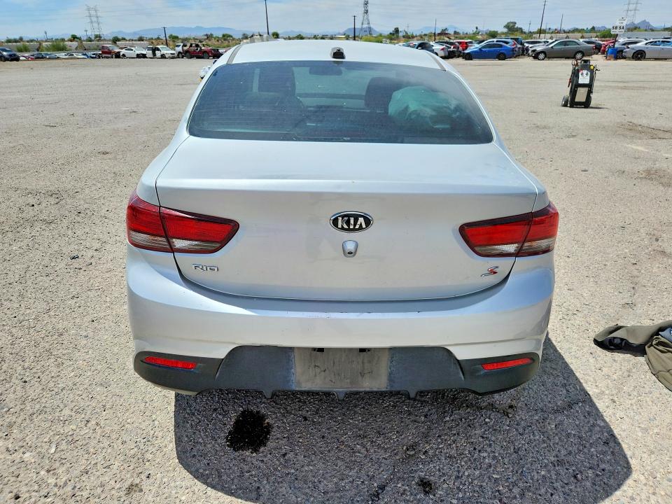 2020 Kia Rio მანქანა იყიდება აუქციონზე, vin: 3KPA24AD9LE296963, აუქციონის ნომერი: 49440096