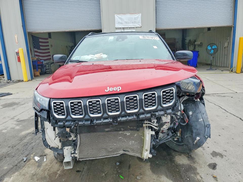 51829726 :رقم المزاد ، 3C4NJDCN3ST597975 vin ، 2025 Jeep Compass مزاد بيع