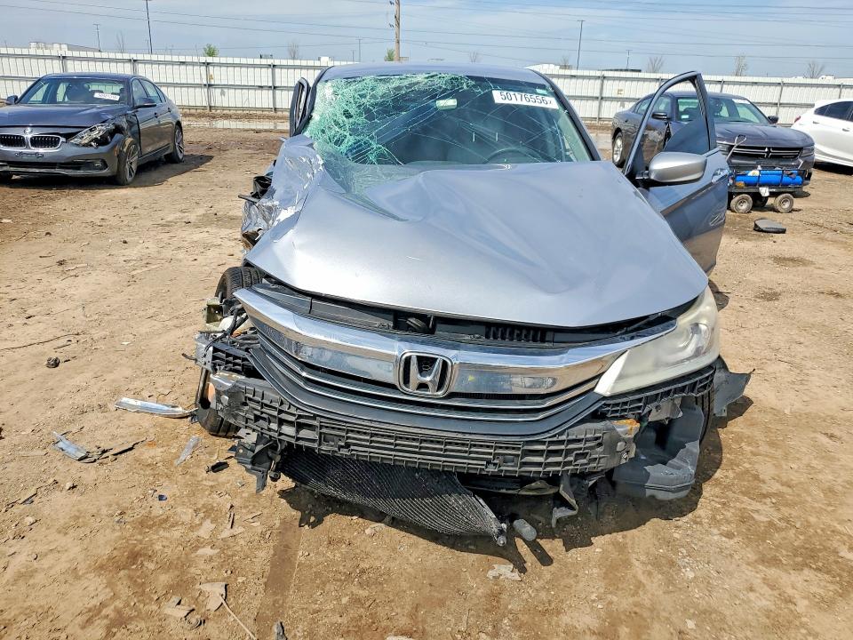 50176556 :رقم المزاد ، 1HGCR2F38GA227684 vin ، 2016 Honda Accord مزاد بيع