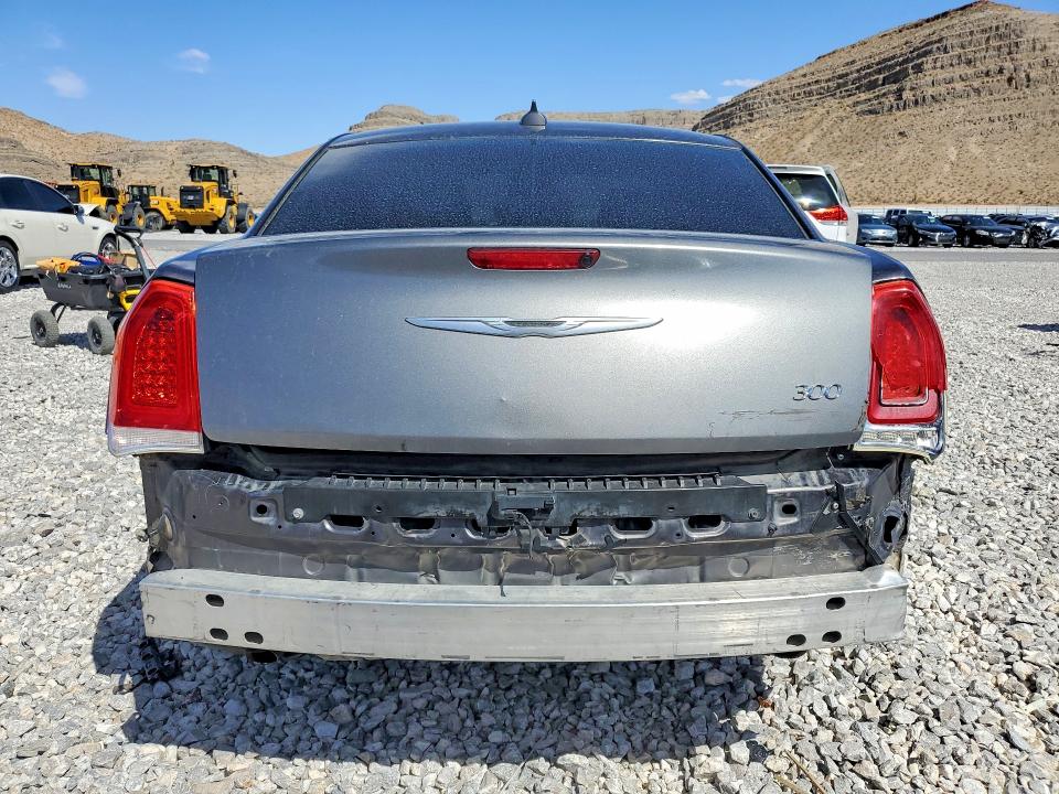 51483176 :رقم المزاد ، 2C3CCAAG6FH830027 vin ، 2015 Chrysler 300 مزاد بيع