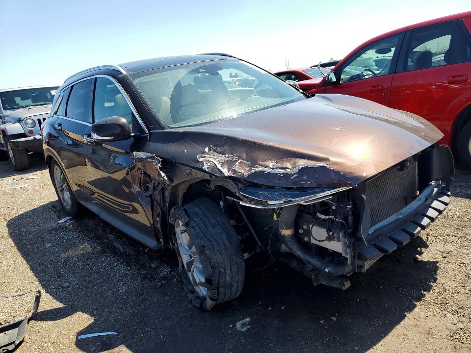 50151146 :رقم المزاد ، 3PCAJ5M38LF108911 vin ، 2020 Infiniti Qx50 مزاد بيع