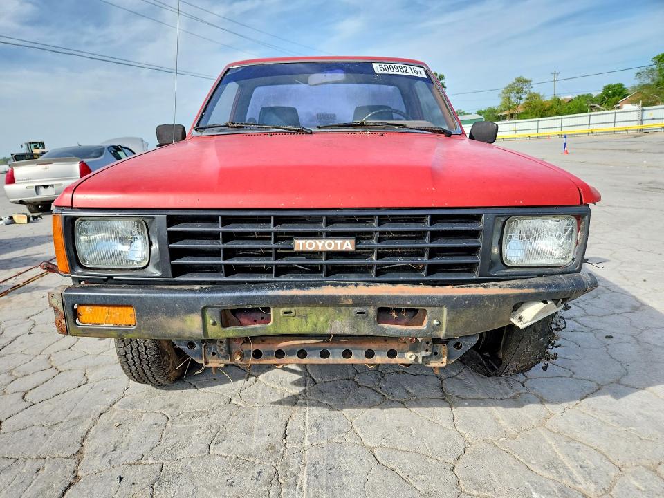 1986 Toyota Pickup მანქანა იყიდება აუქციონზე, vin: JT4RN50R4G0212446, აუქციონის ნომერი: 50098216