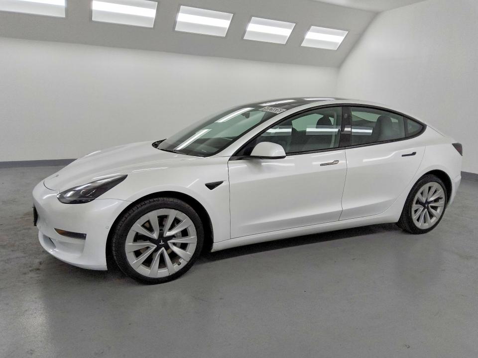 Продажа на аукционе авто 2022 Tesla Model 3, vin: 5YJ3E1EB3NF300588, номер лота: 50825536