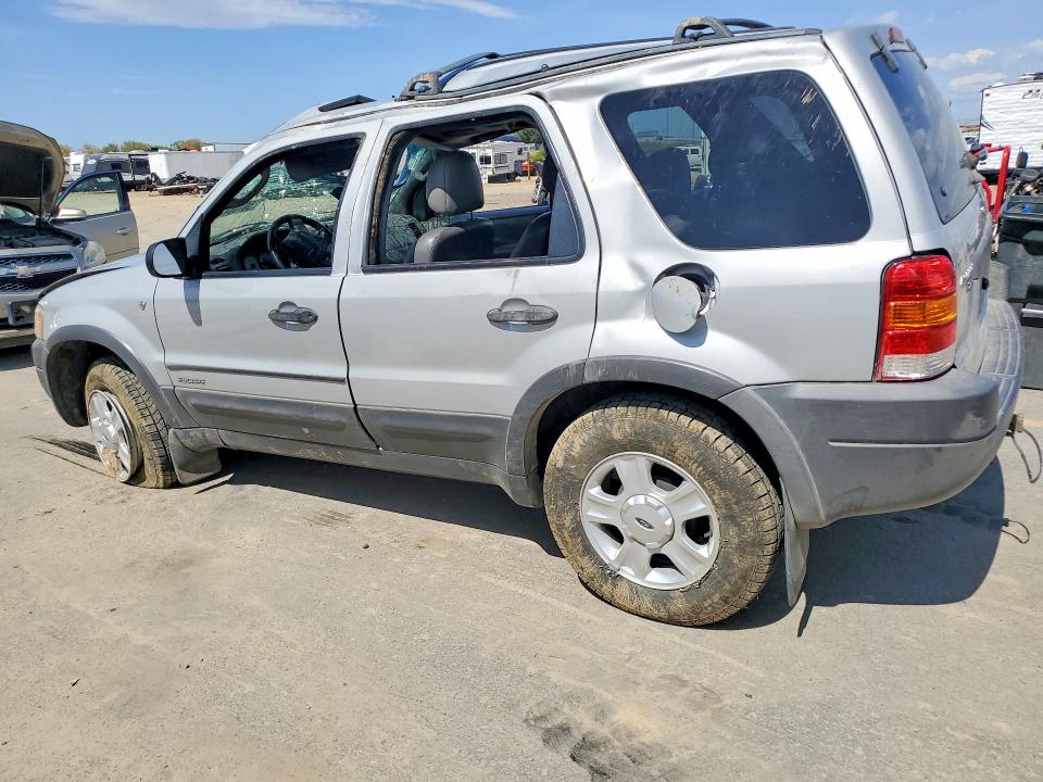 50706426 :رقم المزاد ، 1FMYU03132KD67506 vin ، 2002 Ford Escape مزاد بيع