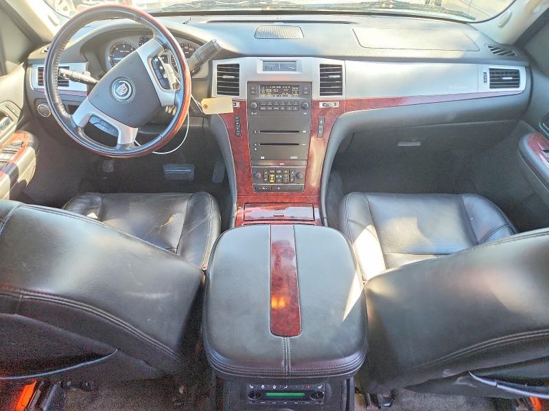 Продаж на аукціоні авто 2008 Cadillac Escalade, vin: 1GYFK63828R222811, номер лоту: 48527196