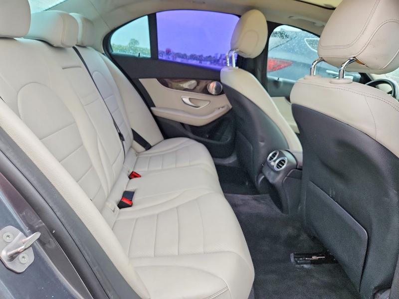 50024086 :رقم المزاد ، 55SWF4JB7HU193095 vin ، 2017 Mercedes-benz C مزاد بيع
