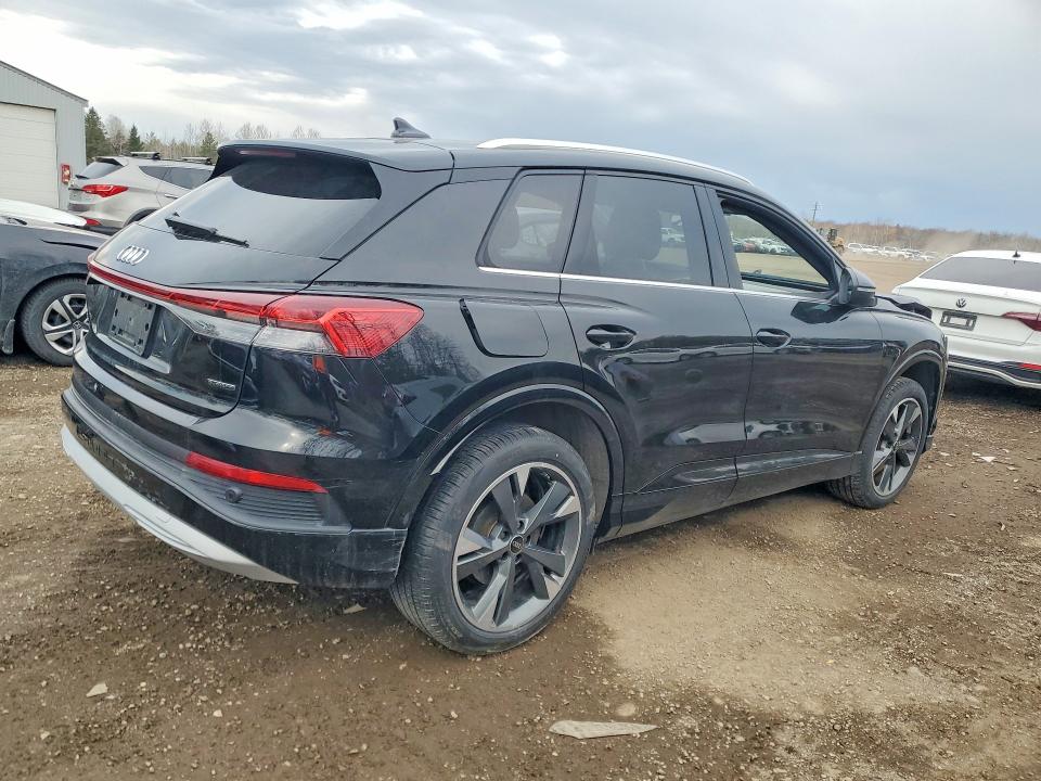 45865656 :رقم المزاد ، WA1G2AFZ2RP009270 vin ، 2024 Audi Q4 E-tron مزاد بيع