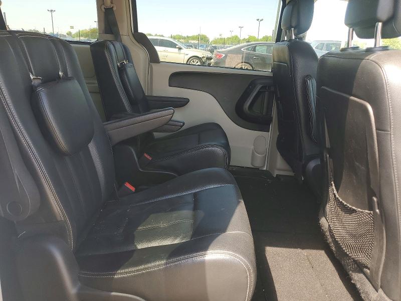 2016 Chrysler Town & Country მანქანა იყიდება აუქციონზე, vin: 2C4RC1BG2GR279918, აუქციონის ნომერი: 51764506