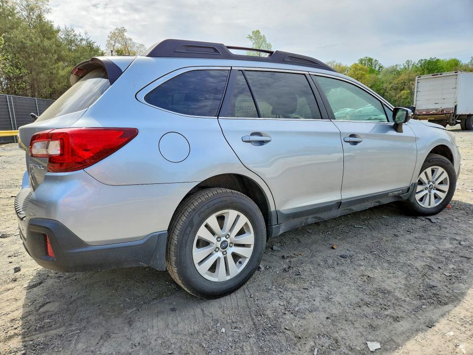 2018 Subaru Outback მანქანა იყიდება აუქციონზე, vin: 4S4BSAFC0J3299124, აუქციონის ნომერი: 49368866