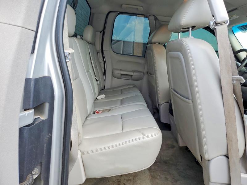50949806 :رقم المزاد ، 1GCRKTE36BZ206556 vin ، 2011 Chevrolet Silverado مزاد بيع