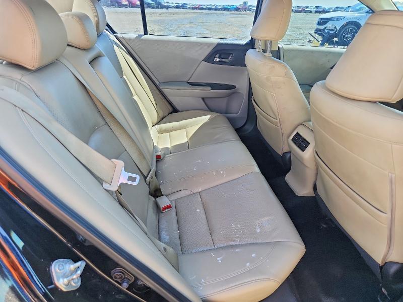 Продажа на аукционе авто 2015 Honda Accord, vin: 1HGCR2F86FA272729, номер лота: 51275046