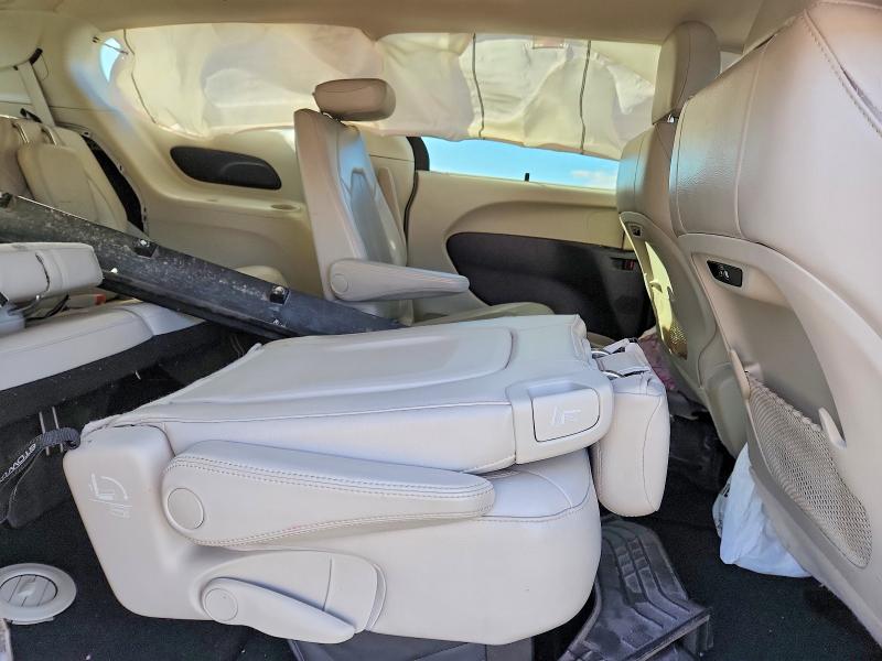 Auction sale of the 2021 Chrysler Pacifica, vin: 2C4RC1BG8MR515158, lot number: 48686886
