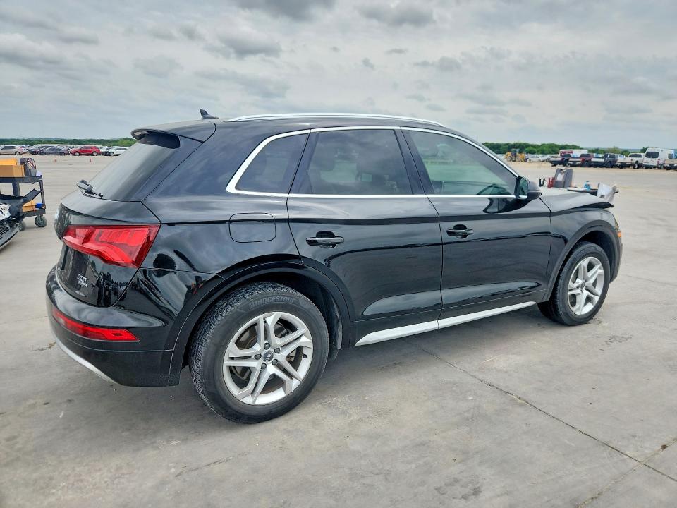 50048266 :رقم المزاد ، WA1BNAFY0J2034310 vin ، 2018 Audi Q5 مزاد بيع