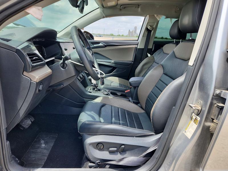 Продаж на аукціоні авто 2022 Volkswagen Taos, vin: 3VV2X7B25NM084737, номер лоту: 49795636