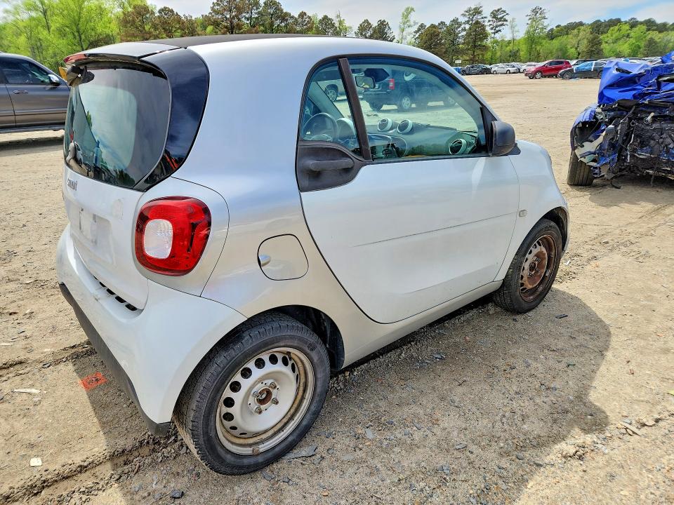 Продаж на аукціоні авто 2017 Smart Fortwo, vin: WMEFJ5DAXHK170908, номер лоту: 48474716
