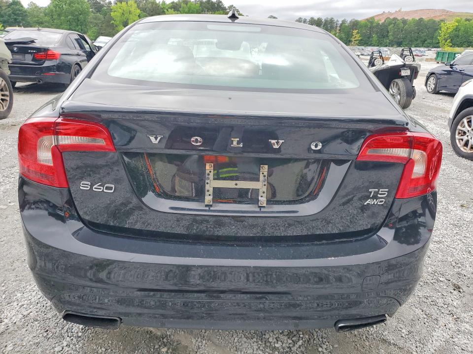 51155906 :رقم المزاد ، YV1612TM5F1359343 vin ، 2015 Volvo S60 مزاد بيع