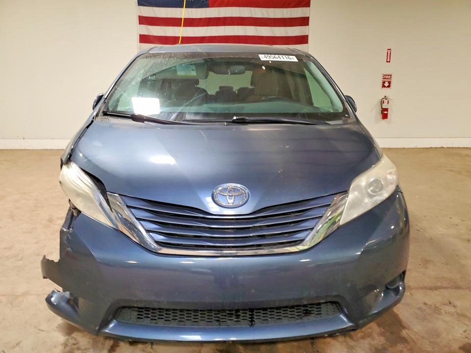 Продаж на аукціоні авто 2017 Toyota Sienna, vin: 5TDKZ3DC2HS834266, номер лоту: 49564116