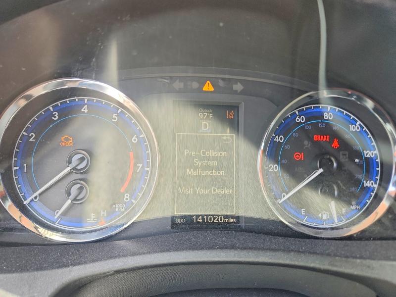 51867336 :رقم المزاد ، 2T1BURHE7HC781523 vin ، 2017 Toyota Corolla مزاد بيع