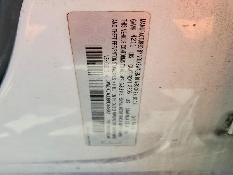 50130586 :رقم المزاد ، 3VWDX7AJ3BM364682 vin ، 2011 Volkswagen Jetta مزاد بيع