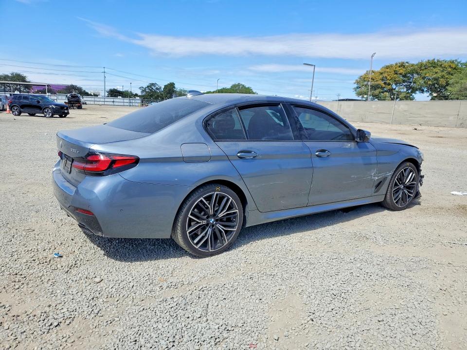 48537276 :رقم المزاد ، WBA13AG04MCF28779 vin ، 2021 Bmw 530e مزاد بيع