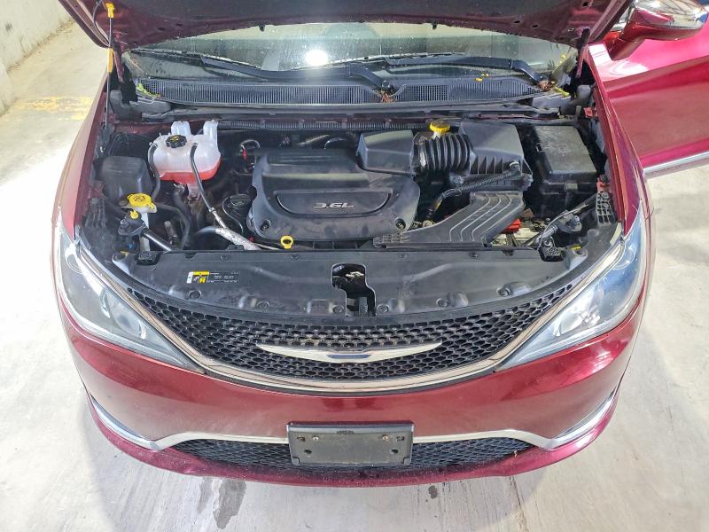 50850736 :رقم المزاد ، 2C4RC1GG0JR186704 vin ، 2018 Chrysler Pacifica مزاد بيع