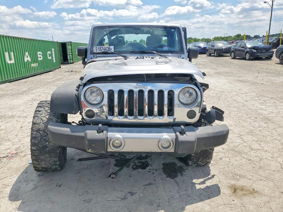 Продажа на аукционе авто 2015 Jeep Wrangler Unlimited, vin: 1C4BJWDG7FL760904, номер лота: 51824436