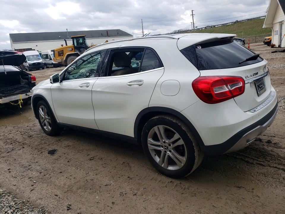 Продаж на аукціоні авто 2018 Mercedes-benz Gla, vin: WDCTG4GB5JJ496877, номер лоту: 48153916